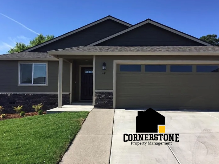 941 Stonewater Drive